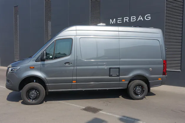 Mercedes-Benz Sprinter 419 CDI Rogus Roadtrip 3665mm S