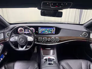 Mercedes-Benz S 560 4Matic AMG-Line 9G-Tronic