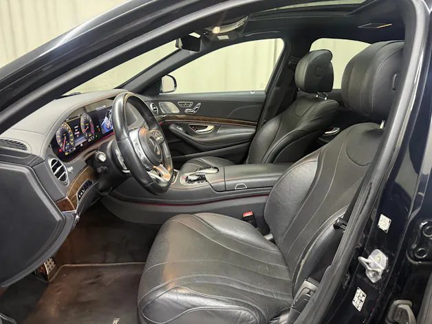 Mercedes-Benz S 560 4Matic AMG-Line 9G-Tronic