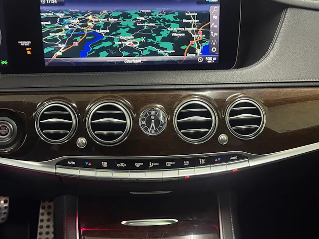 Mercedes-Benz S 560 4Matic AMG-Line 9G-Tronic