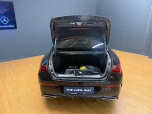 Mercedes-Benz CLA 250 4M - DISTRONIC / 360 Grad Kamera / Head-Up Display