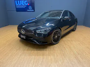 Mercedes-Benz CLA 250 4M - DISTRONIC / 360 Grad Kamera / Head-Up Display
