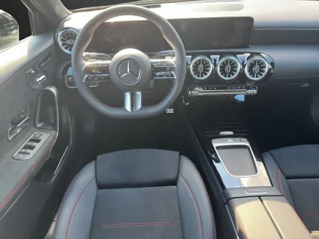 Mercedes-Benz A 250 e EQ Star 8G-DCT