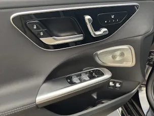 Mercedes-Benz C 300e 4 Matic EQ Hybrid