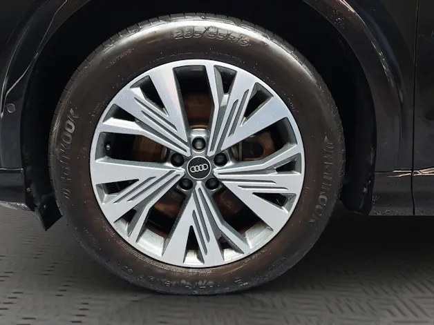 Audi Q4 e-tron 45 quattro