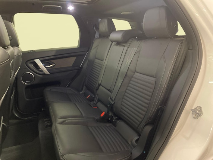 Vehicle image LAND ROVER DISCOVERY SPORT