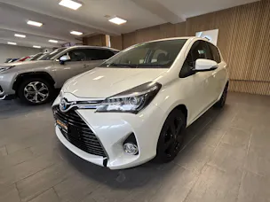 Toyota Yaris 1.5 VVT-i HSD Luna