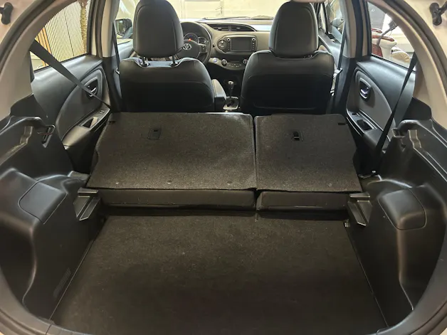 Toyota Yaris 1.5 VVT-i HSD Luna