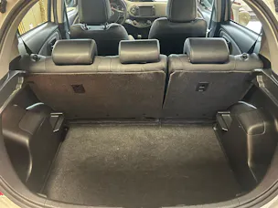 Toyota Yaris 1.5 VVT-i HSD Luna