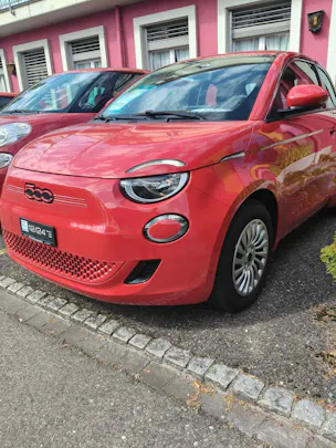 Fiat 500 Red