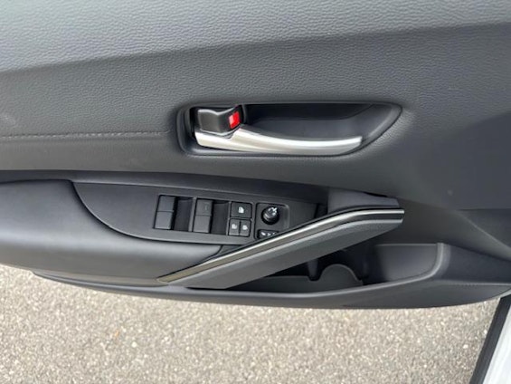 Vehicle image 13 Vehicle image 13