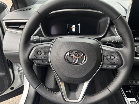 Vehicle image 8 Vehicle image 8