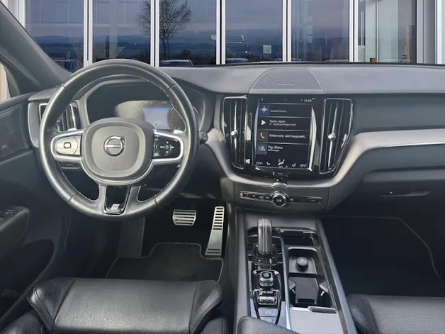 Volvo XC60 2.0 B5 MH R-Design AWD