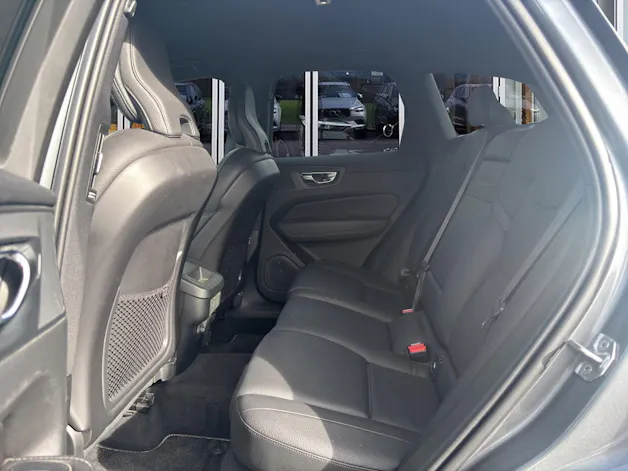 Volvo XC60 2.0 B5 MH R-Design AWD