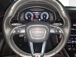 AUDI SQ7 TFSI quattro tiptronic