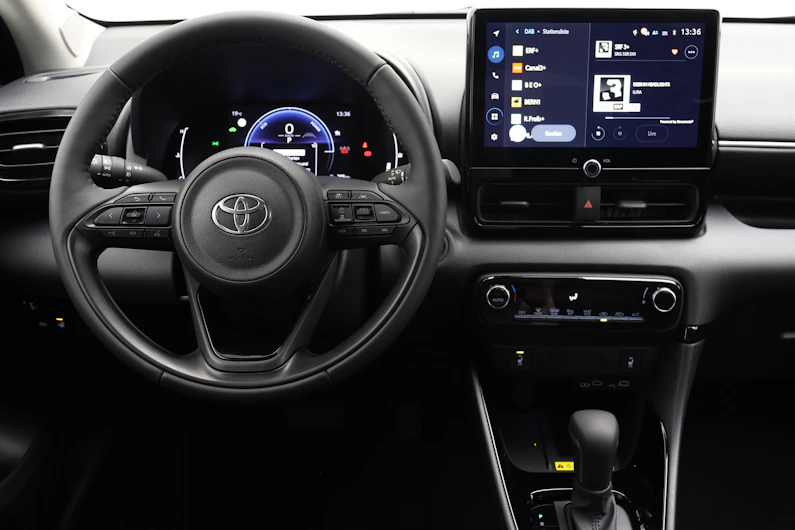 Fahrzeugbild TOYOTA YARIS