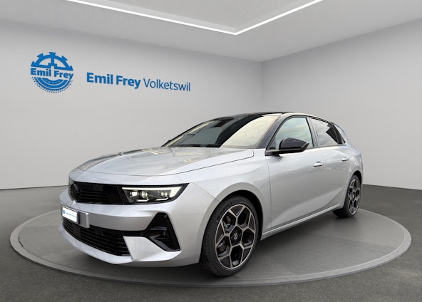 First vehicle image First vehicle image