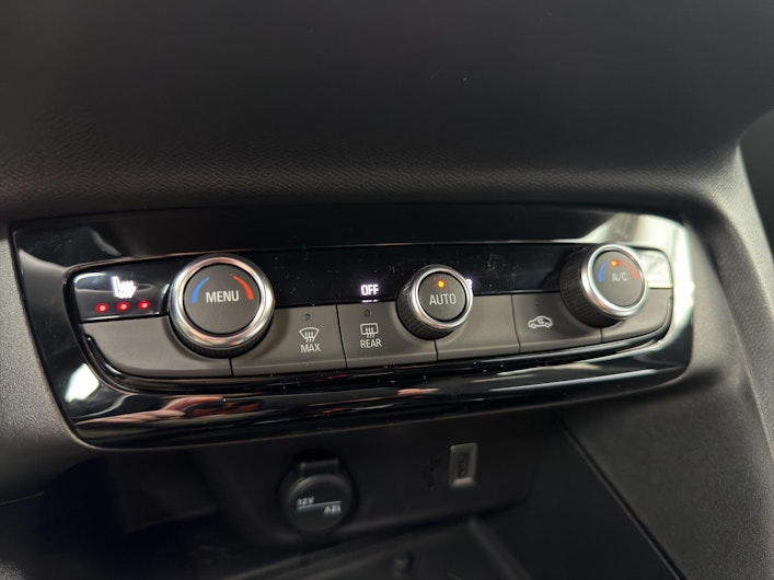 Vehicle image OPEL CORSA