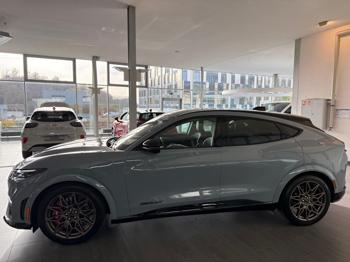 Vehicle image FORD MUSTANG MACH-E