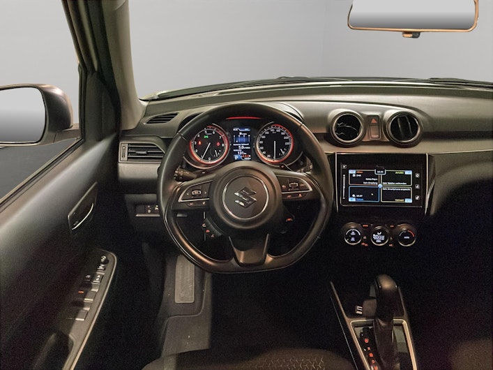 Vehicle image SUZUKI SWIFT