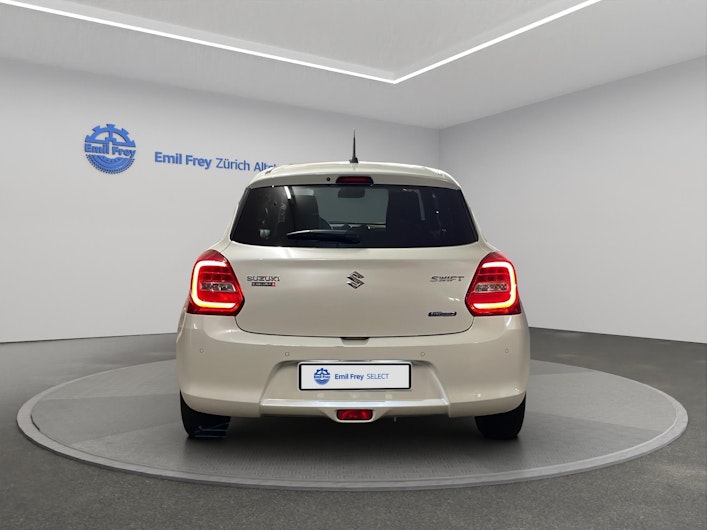 Vehicle image SUZUKI SWIFT