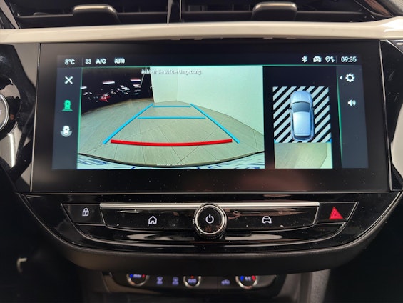 Vehicle image 9 Vehicle image 9