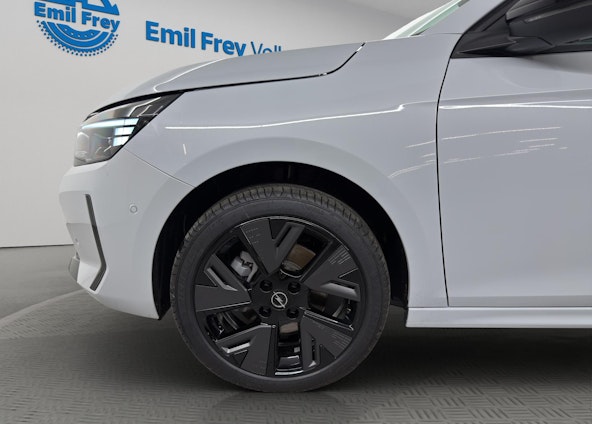 Vehicle image 3 Vehicle image 3