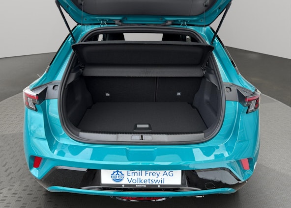 Vehicle image 4 Vehicle image 4