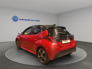 Vehicle image TOYOTA Yaris 1.5 VVT-i HSD Premium