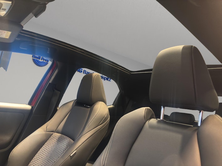 Vehicle image TOYOTA YARIS