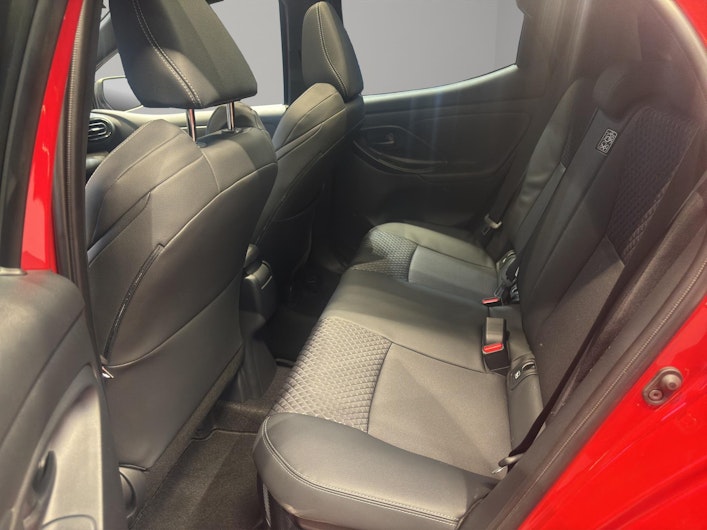 Vehicle image TOYOTA YARIS