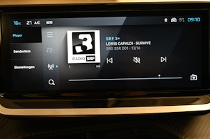 Vehicle image PEUGEOT 208 1.2 Hybrid Allure Premium