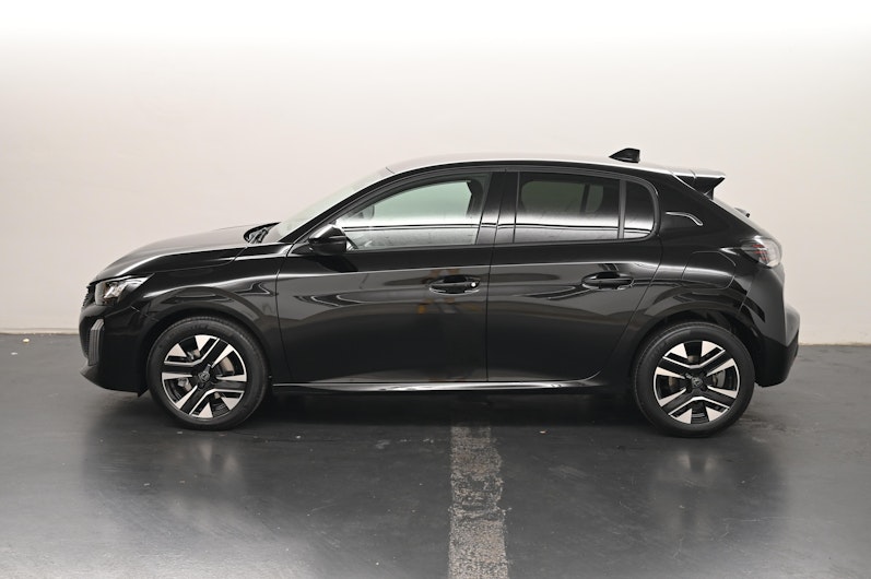 Vehicle image PEUGEOT 208