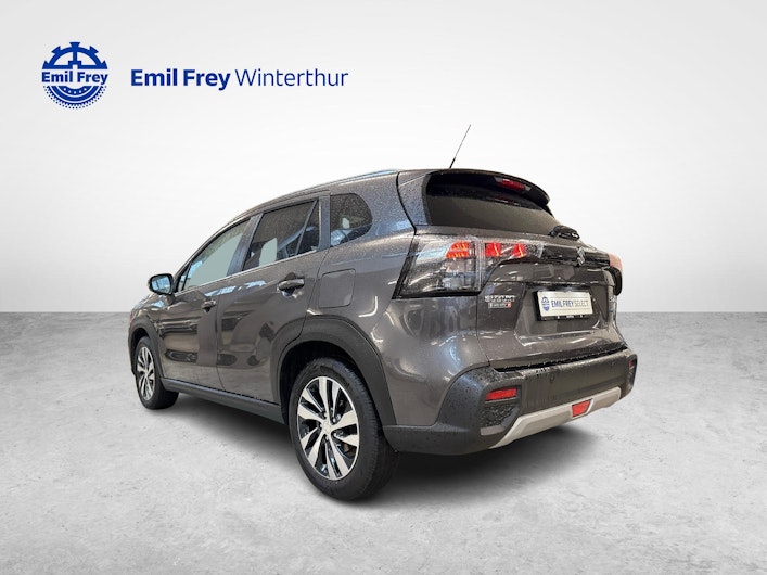 Vehicle image SUZUKI S-CROSS