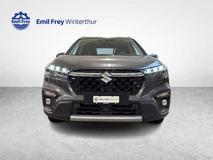 Vehicle image SUZUKI S-CROSS