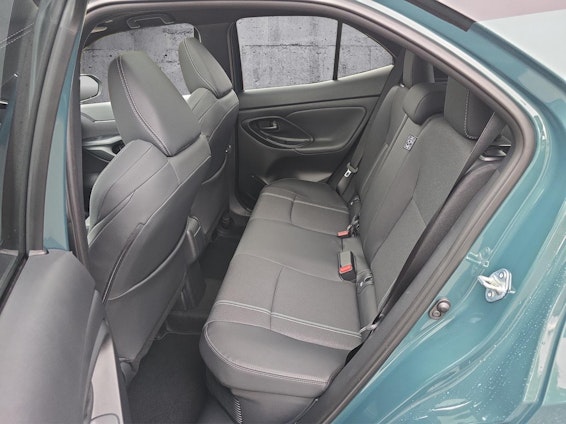 Vehicle image 9 Vehicle image 9