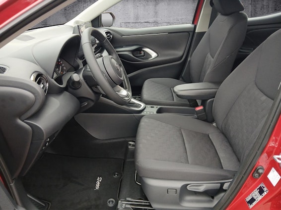 Vehicle image 3 Vehicle image 3