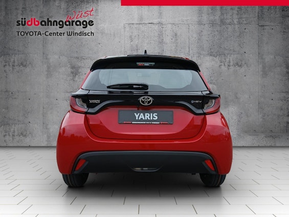 Vehicle image 13 Vehicle image 13