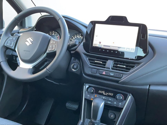 Vehicle image 7 Vehicle image 7