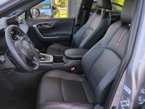 Fahrzeugbild TOYOTA RAV4 2.5 Plug-In-Hybrid Platinum