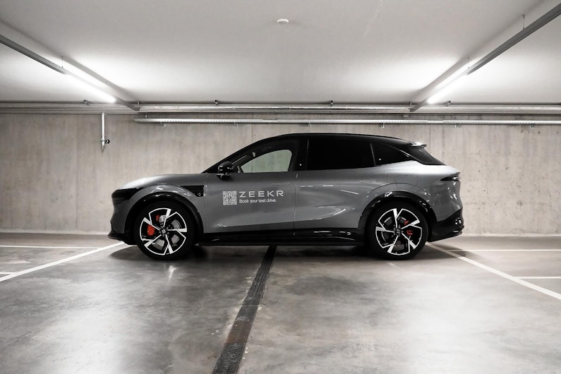 Vehicle image ZEEKR X