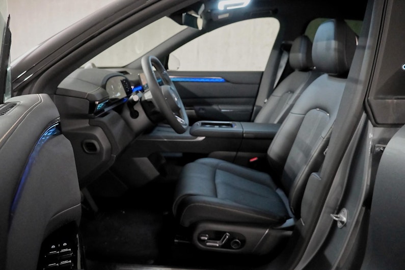 Vehicle image ZEEKR X