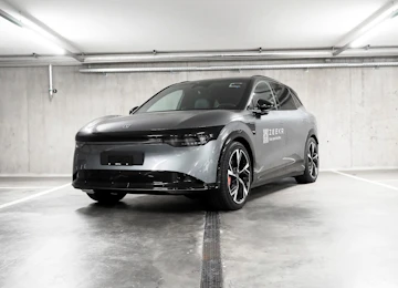 image du véhicule ZEEKR 7X Privilege AWD image du véhicule ZEEKR 7X Privilege AWD