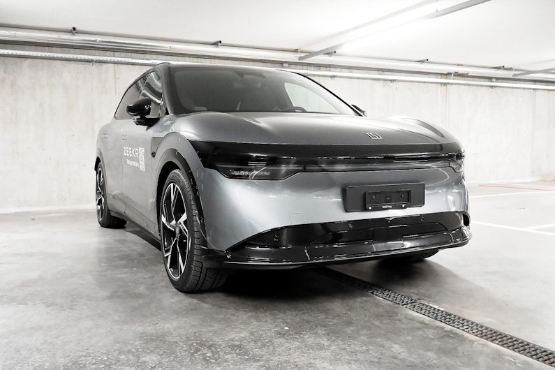 Vehicle image ZEEKR X