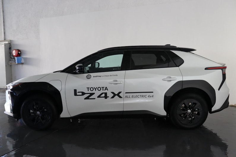Vehicle image TOYOTA BZ4X