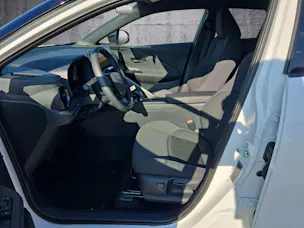 Toyota C-HR 2.0 PHEV Swiss Edition