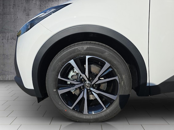 Vehicle image 14 Vehicle image 14