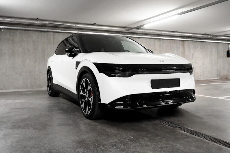 Vehicle image ZEEKR X