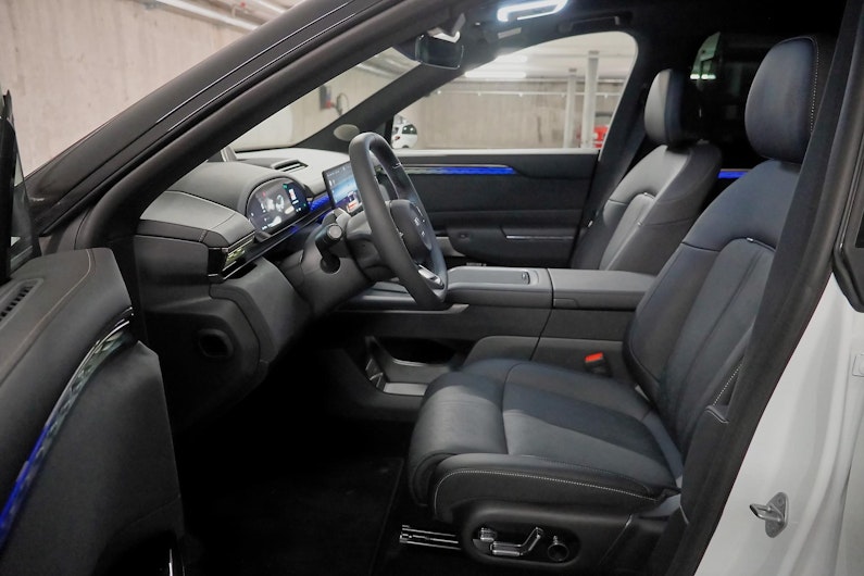 Vehicle image ZEEKR X