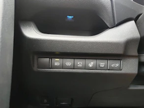 https://vehicle.imgix.net/4062455/efc88421-c1df-4493-9282-b17a42e98e62.jpg